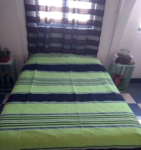 Colcha base Negro Verde / Azul marino / Gris / Negro